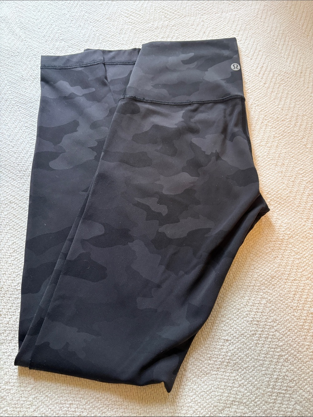 Lululemon 28” black camouflage leggings